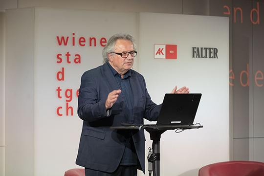 Klaus Dörre im Gespräch mit Barbara Tóth, Foto: Christian Fischer