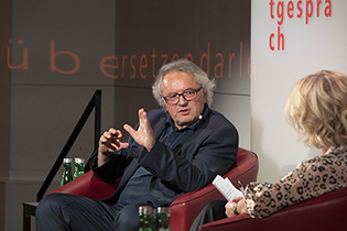 Peter Huemer im Gespräch mit Barbara Tóth, Foto: Christian Fischer