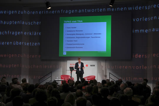 Christian Felber im Gespräch mit Peter Huemer