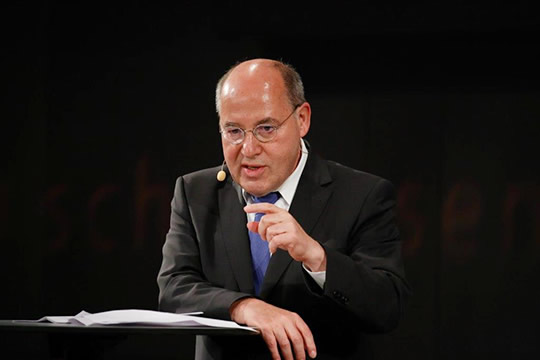 Gregor Gysi im Gespräch mit Armin Thurnher, Foto: Christian Fischer