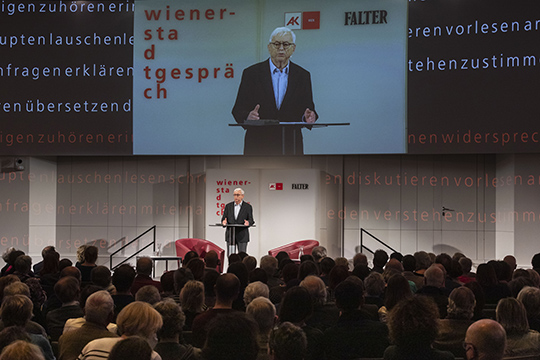 Peter Huemer im Gespräch mit Barbara Tóth, Foto: Christian Fischer