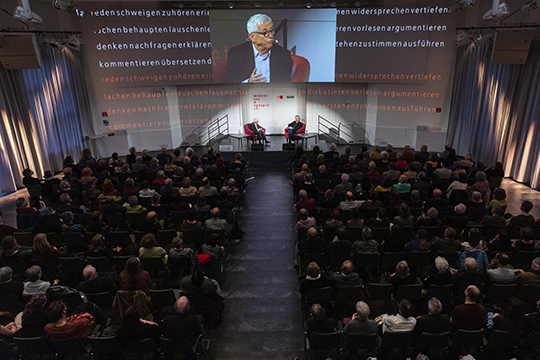 Peter Huemer im Gespräch mit Barbara Tóth, Foto: Christian Fischer