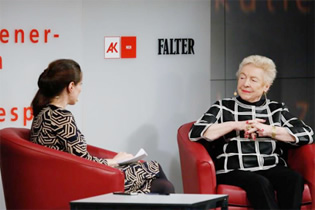 Dame Stephanie Shirley im Gespräch mit Rosa Lyon