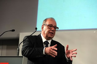 Jean Ziegler im Gespräch mit Peter Huemer